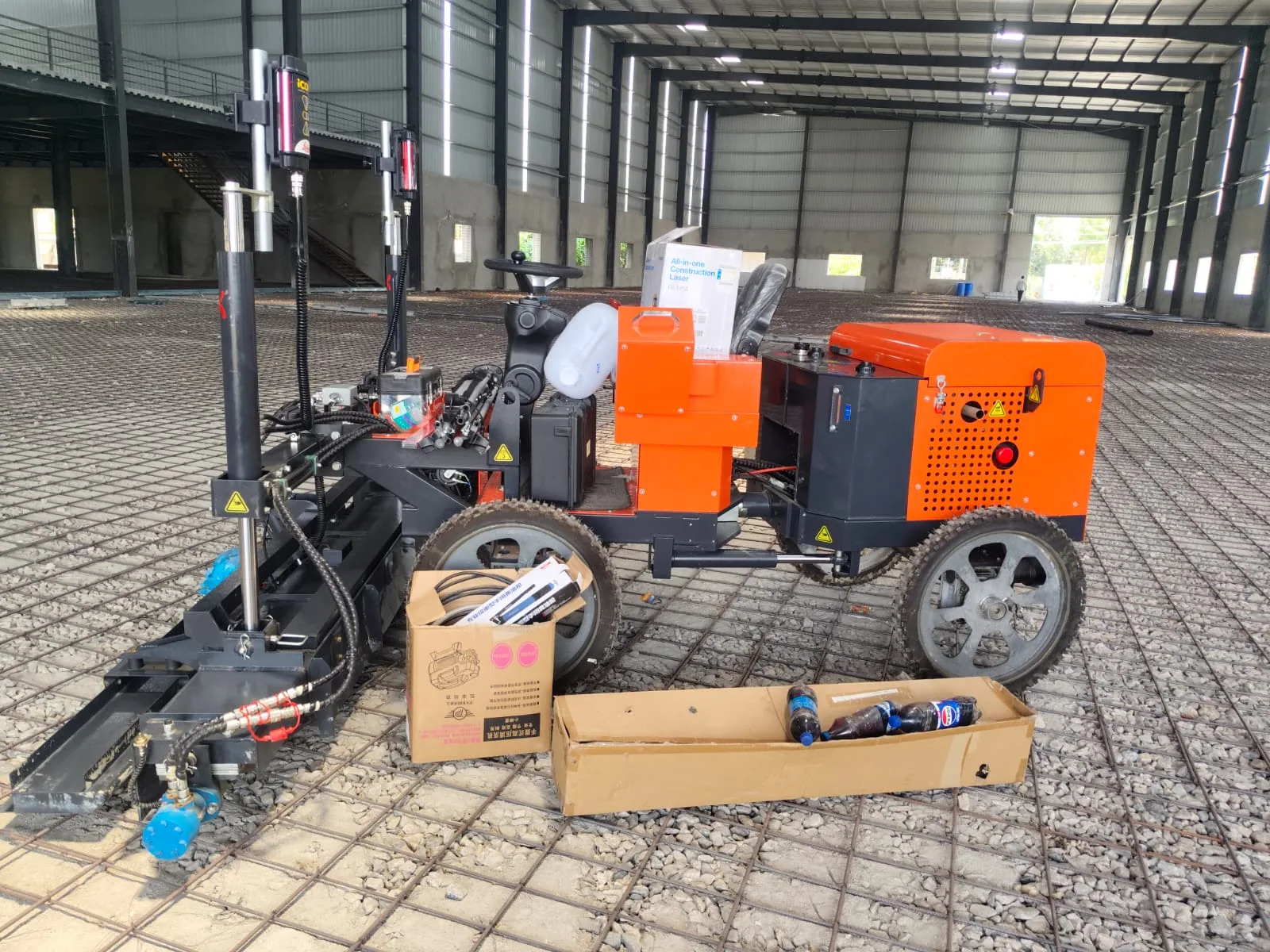4-wheel laser screed